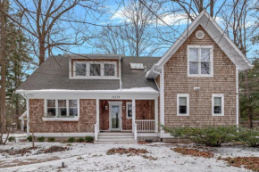Cedar Gables & Carriage House